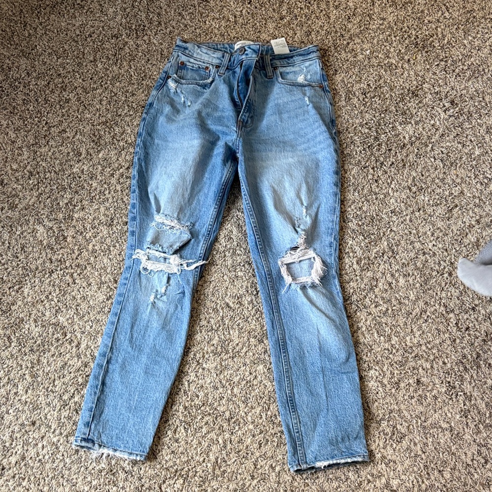Abercrombie skinny high rise jeans. 27 Regular